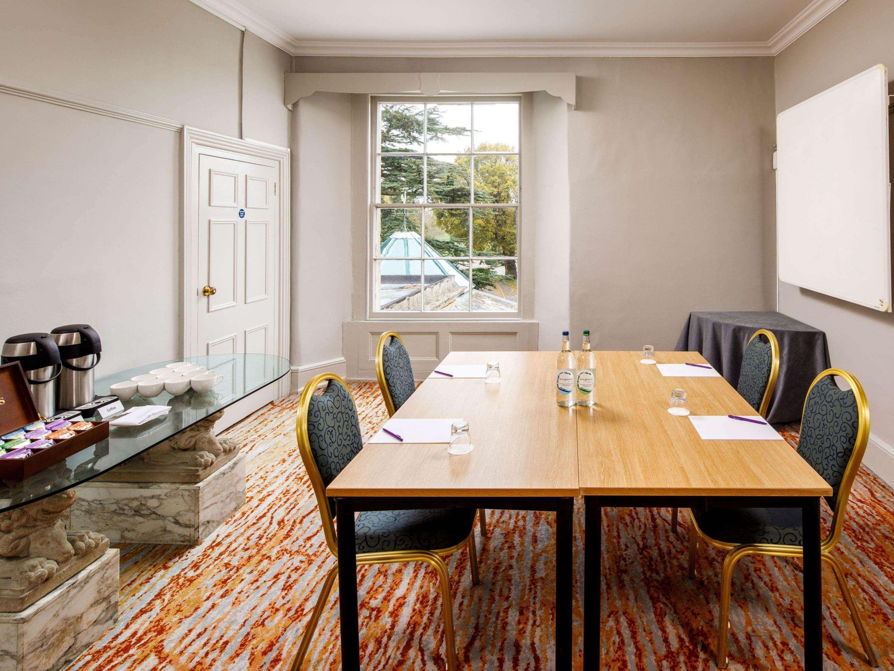 Mercure Bristol North The Grange Hotel Winterbourne Exterior foto